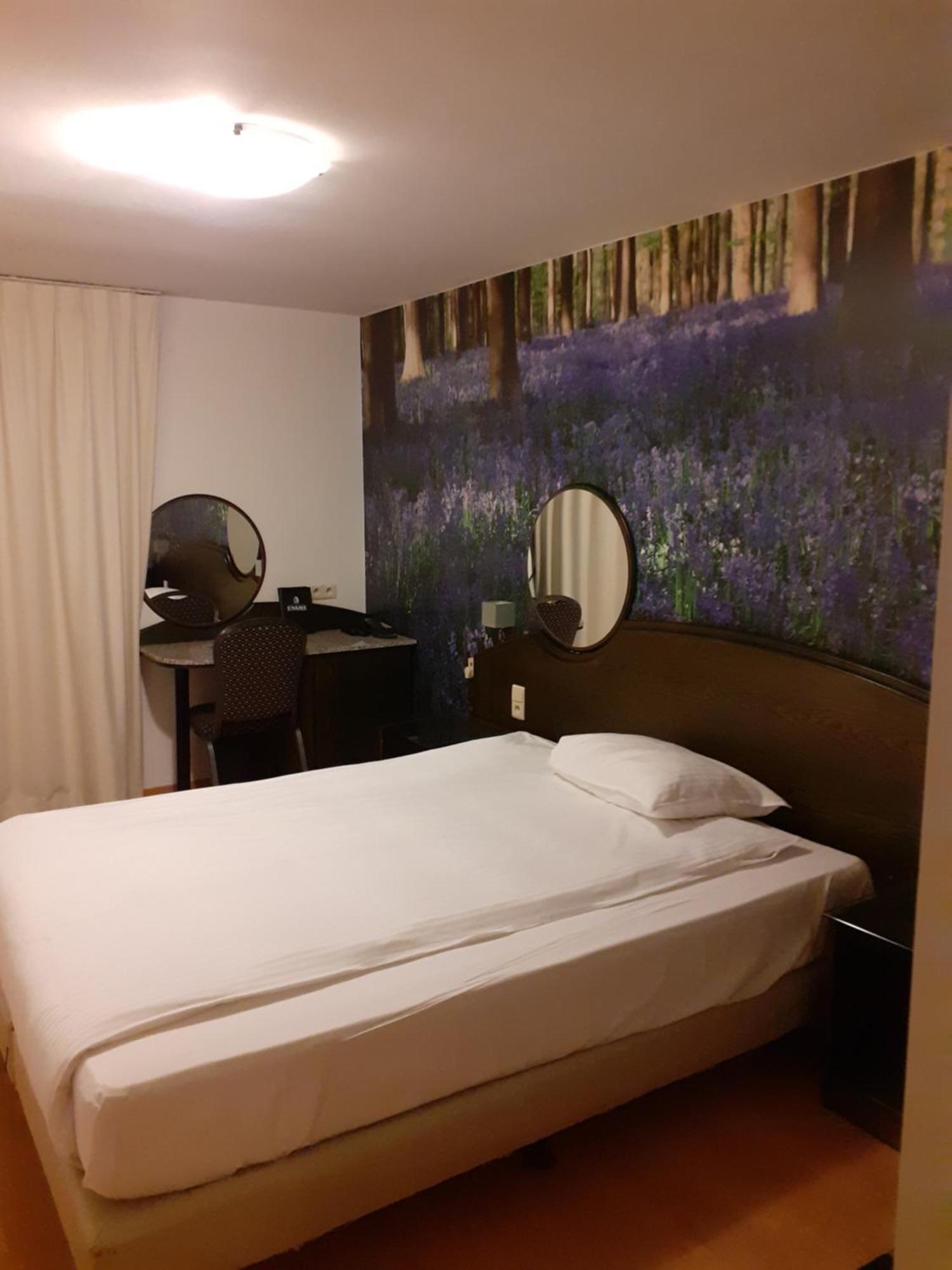 Alsput Hotel Halle  Bagian luar foto